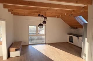 Wohnung mieten in Luise-Büchner-Straße, 61203 Reichelsheim, Wohnen mit Charakter: 4-Zimmer-Wohnung in Reichelsheim
