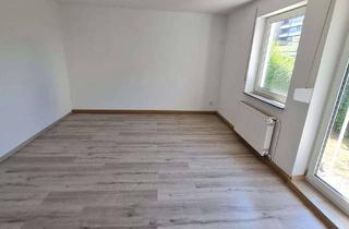 Wohnung mieten in Ginsterweg, 37269 Eschwege, Eschwege - Ginsterweg 9 3-ZKB mit Terrasse im Erdgeschoss