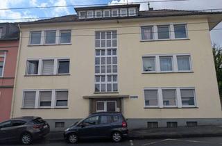 Wohnung mieten in 42657 Solingen, Gepflegte 3-Zimmer-Wohnung mit Balkon und Garage.