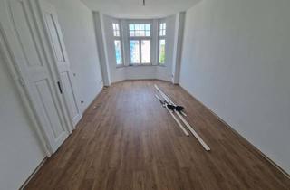 Wohnung mieten in Roter Weg, 09599 Freiberg, Große 6 RW + 2 Balkone + Badewanne + Dusche + Fußbodenheizung + frisch saniert
