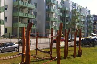 Wohnung mieten in Gensinger Straße 19-25, 10315 Friedrichsfelde, Kompakte 3,5-Zimmer-Wohnung mit großem Balkon