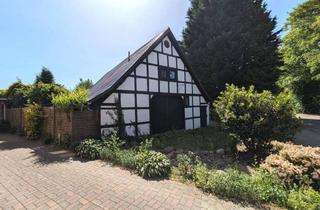 Haus kaufen in 21641 Apensen, Hübsches Fachwerkhaus mit Ausbaureserve und Scheune