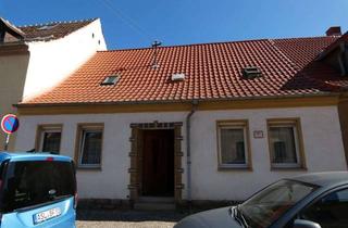 Haus kaufen in Oberstraße 14, 06449 Aschersleben, Kleines Wohnhaus mit Garten
