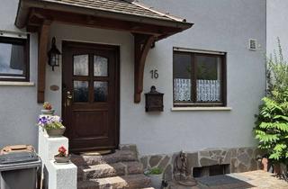 Haus kaufen in Egerlandweg 15, 68775 Ketsch, Breites Reihenmittelhaus in Ketsch