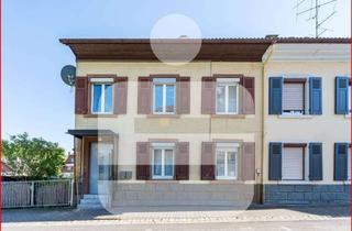 Haus kaufen in 79664 Wehr, Zwei Einheiten, viele Möglichkeiten: Historisches Haus mit modernem Flair