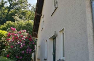 Einfamilienhaus kaufen in 56567 Neuwied, Wohnen mit Charakter: Freistehendes Einfamilienhaus am Waldrand - von privat - PROVISIONSFREI !
