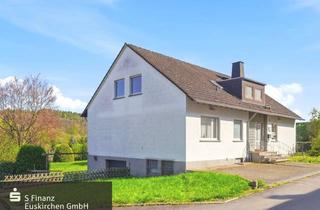 Haus kaufen in 53881 Euskirchen, Euskirchen-Kreuzweingarten: Solides Zweifamilienhaus mit großem Grundstück und vielseitigen Entwic