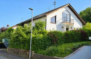 Einfamilienhaus kaufen in 74850 Schefflenz, Freistehendes Einfamilienhaus in Feldrandlage mit großem Grundstück und viel Potenzial!!!