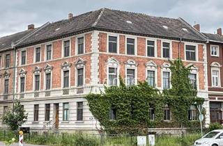 Haus kaufen in 06406 Bernburg, * MFH mit Entwicklungspotenzial in Bernburg - Sanieren - Vermieten - Rendite steigern. *
