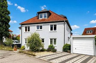 Haus kaufen in 61118 Bad Vilbel, VON PRIVAT: Exklusive DHH mit Wintergarten in ruhiger Familienlage nahe Europäischer Schule