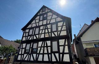 Haus kaufen in 63584 Gründau, Attraktives Fachwerkhaus mit Potenzial sucht neues Leben