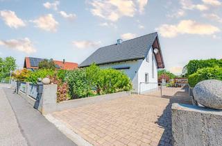 Einfamilienhaus kaufen in 94553 Mariaposching, Saniertes Zuhause mit Weitblick: Einfamilienhaus auf ca. 1700 m² mit Baureserve in Mariaposching/Loh