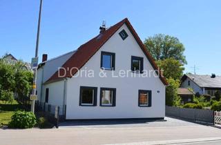 Einfamilienhaus kaufen in Ascholtshausen 12, 84066 Mallersdorf-Pfaffenberg, Saniertes Einfamilienhaus mit Balkon, Garage und Garten in ruhiger Wohnlage