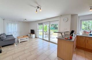 Wohnung kaufen in 71032 Böblingen, Familienparadies! Neuwertige 4,5 Zimmerwohnung mit Garten in Seenähe von Böblingen