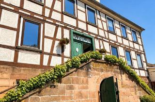 Wohnung mieten in Brunnenstr. 16, 35041 Marburg, Wunderschöne helle 3-Zimmer-Altbauwohnung auf altem Gutshof