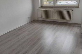 Wohnung mieten in Edvard-Grieg-Str. 21, 24768 Rendsburg, 1-Zi.-Whg. (ca. 35 m²) mit Balkon in gepflegter Wohnanlage von Rendsburg-Hoheluft