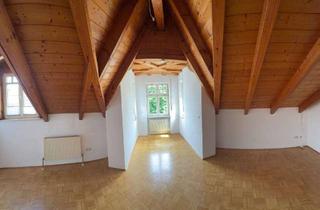 Wohnung mieten in Rennbahnstr., 94315 Straubing, Charmantes Altbau-Juwel im Herzen von Straubing