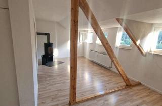 Wohnung mieten in 75385 Bad Teinach-Zavelstein, 5 Zimmer DG-Wohnung, Südwesthöhenaussichtslage, darüber isol. Bühnenboden, Balkon, Wärmepumpe