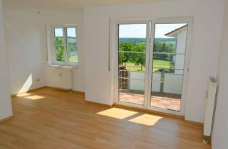 Wohnung mieten in Kinzelmannstraße 38, 88348 Bad Saulgau, Gepflegte 2,5-Zimmer-Wohnung mit Balkon im 2. OG in Bad Saulgau