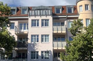 Wohnung mieten in Friedrich-Engels-Straße 20, 13156 Niederschönhausen, Großzügige helle 2-Zimmer-Wohnung mit 2 Balkonen in Pankow