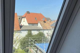 Wohnung mieten in Kirchstraße 26, 76831 Billigheim-Ingenheim, Schöne 2,5-Zimmer-DG-Wohnung mit Einbauküche und Gäste WC