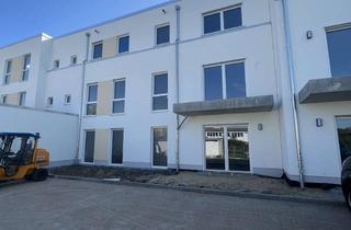 Wohnung mieten in Krischanweg 5b, 18069 Reutershagen, Barrierearm! 2-Zimmer-Wohnung mit Terrasse, Duschbad, Einbauküche u. Stellplatz