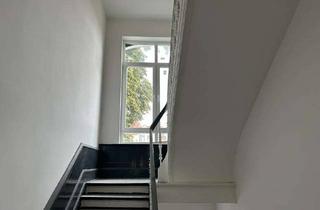 Anlageobjekt in 44623 Herne-Mitte, HERNE-ZENTRUM , leergezogene 2 MFH, TOP-Adresse, ca.1.200m2 Wohn-Fläche, saniert,