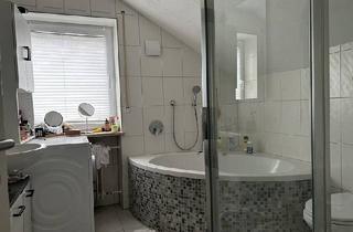 Wohnung kaufen in 86830 Schwabmünchen, 1 ZKB Dachwohnung mit großem Südbalkon - 2015 modernisiert