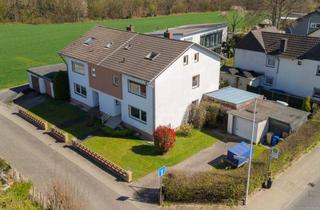 Doppelhaushälfte kaufen in 53229 Bonn, Viel Raum für Familie & Ideen - Charmantes Haus mit Garten in Bonn-Niederholtorf