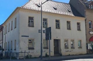 Haus kaufen in 07580 Ronneburg, Ronneburg - Charmantes 3-Parteien-Haus in Ronneburg - Erschlossen
