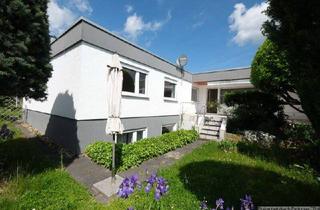 Haus kaufen in 71686 Remseck, Remseck - Komfortabel auf einer Ebene wohnen: Bungalow in ruhiger Lage