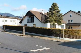 Einfamilienhaus kaufen in 84066 Mallersdorf-Pfaffenberg, Mallersdorf-Pfaffenberg - Renoviertes Einfamilienhaus mit Garten in Mallersdorf-Pfaffenberg