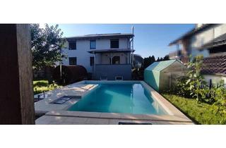 Haus kaufen in 76477 Elchesheim-Illingen, Elchesheim-Illingen - Freistehendes 1 bis 2 Familenhaus mit Pool ca 400m2 Wohn u. NF