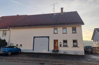 Mehrfamilienhaus kaufen in 88356 Ostrach, Ostrach - Großes Wohnhaus mit Nebengebäude