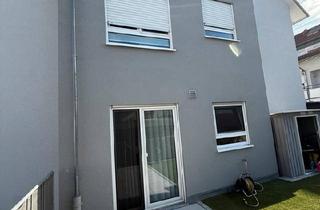 Wohnung kaufen in 74343 Sachsenheim, Sachsenheim - Tolle EG Wohnung mit 2 Gärten und 2 TG Plätze