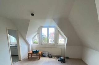 Wohnung kaufen in 14612 Falkensee, Falkensee - Sanierte 1 Zi-Whg. mit Keller & Tiefgarage in Falkensee zvk-