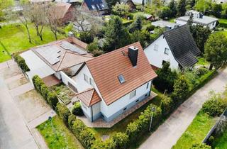 Einfamilienhaus kaufen in 06193 Wettin-Löbejün, Wettin-Löbejün - Halle-Dölau | Hochwertig saniertes EFH mit Garten & Nebengebäude