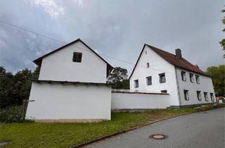 Einfamilienhaus kaufen in 90518 Altdorf, Altdorf bei Nürnberg - EinfamilienhausBauernhaus mit großem Grundstück, Scheune & Stall