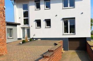 Einfamilienhaus kaufen in 36277 Schenklengsfeld, Schenklengsfeld - Einfamilienhaus mit Scheune in Wippershain