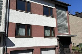 Mehrfamilienhaus kaufen in Ringstraße 89, 56170 Bendorf, Bendorf - Mehrfamilienhaus mit 3 Wohneinheiten, Balkone, Garagen und Garten, provisionsfrei, voll unterkellert
