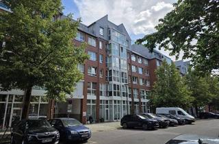 Wohnung kaufen in Erich-Weinert-Straße, 10409 Berlin, Berlin - Charmante, bezugsfreie 2-Zimmer-Wohnung mit Balkon in ruhiger Innenhoflage