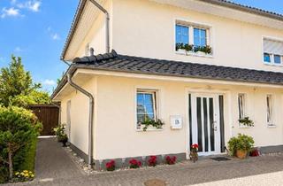 Villa kaufen in 28325 Bremen, Bremen - Hochwertige Doppelhaushälfte zum Verkauf