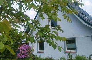 Haus kaufen in 23821 Rohlstorf, Rohlstorf - Zwei schöne Häuser, Nähe zum Wardersee und Ostsee zu verkaufen