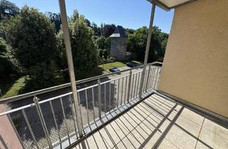 Wohnung mieten in Geraer Straße 22, 07570 Weida, Weida - Idyllisch wohnen im Zentrum von Weida. 3 Raum Wohnung mit Balkon und Aufzug!