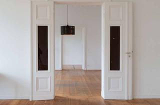 Wohnung kaufen in Tempelhofer Ufer 36, 10963 Kreuzberg, Hammer: 292 m² Traum am Tempelhofer Ufer in Kreuzberg. Hochattraktiver Preis, sehr vielseitig.