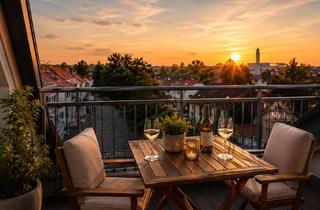 Wohnung kaufen in 90441 Nürnberg, Über den Dächern von Nürnberg: 2-Zimmer-Dachgeschosswohnung mit Kamin, Dachloggia & Weitblick