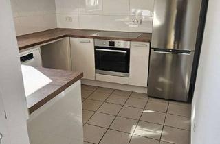 Wohnung kaufen in Schillerstraße 77, 64625 Bensheim, WG in Bensheim-Auerbach mit 7,2% Rendite