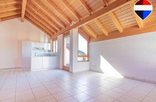 Wohnung kaufen in 79787 Lauchringen, 2-Zimmer Dachwohnung - Ideal zur Kapitalanlage oder zum Selbstbezug in Lauchringen