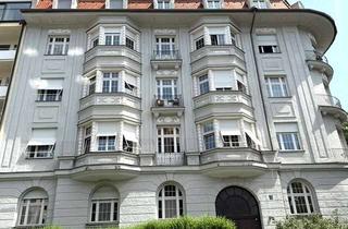 Wohnung kaufen in 80636 Neuhausen-Nymphenburg, Repräsentative 5-Zi. Altbauwohnung mit historischem Charme