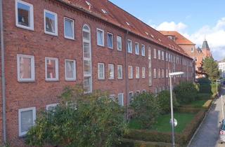 Wohnung mieten in Krusenrotter Weg 16, 24113 Hassee, Tolle Wohnung mit Altbaucharme und schönem Grundriss.